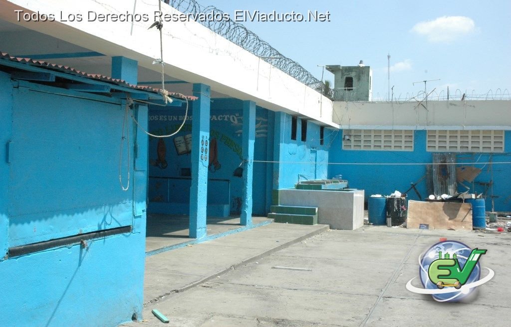 Interior de la carcel 2 de mayo de Moca